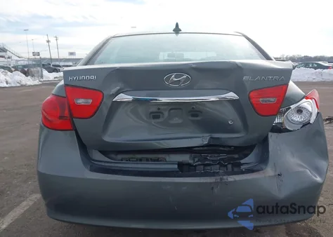 2010 Hyundai Elantra Gls z USA, uszkodzony, nr VIN KMHDU4AD7AU026342